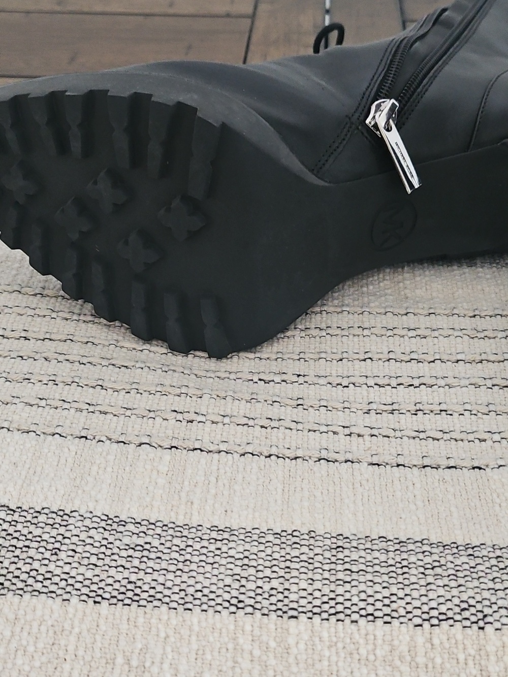 Michael Kors Black Lace-Up Leather Ankle Boots - Picture 4 of 7